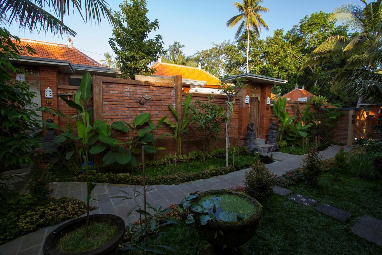 Ubud Suarga Private Pool Villa Buitenkant foto