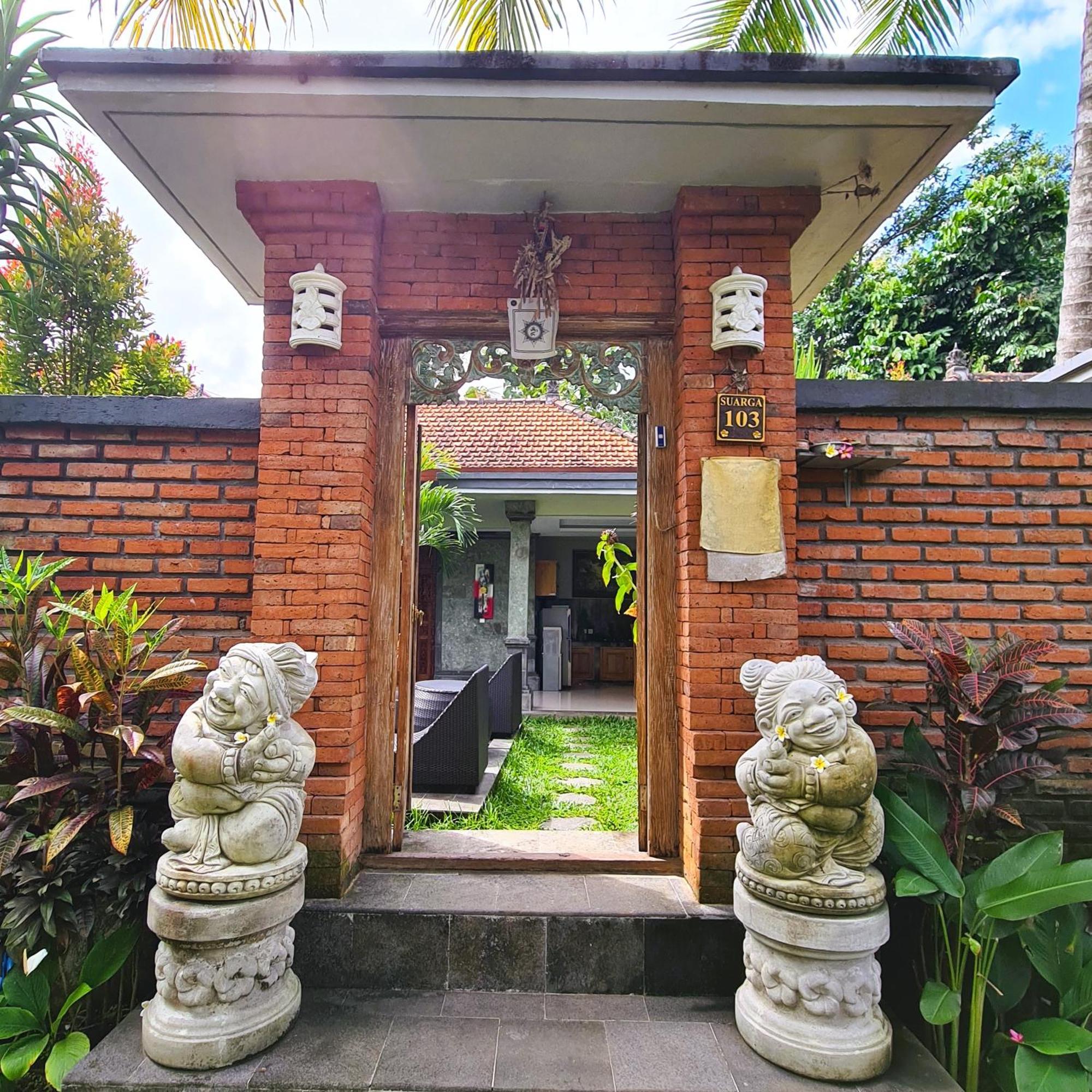 Ubud Suarga Private Pool Villa Buitenkant foto